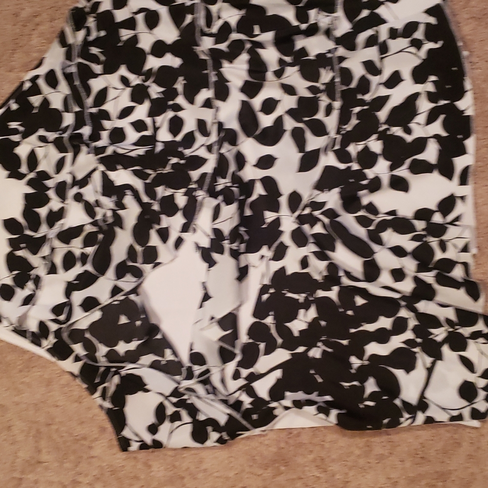 Top - Picture 3 of 6